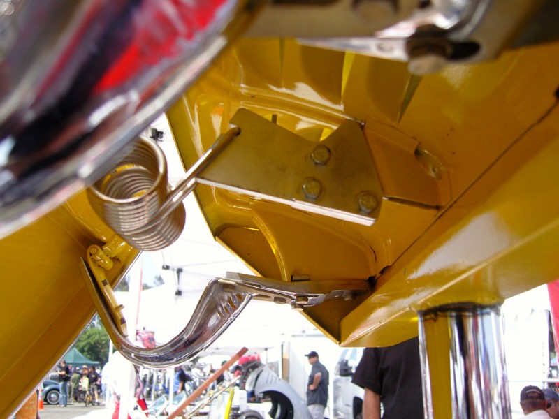 Espaceur de ressort de capot arrière Type 1 DM131213 Sur www.dream-machine.fr