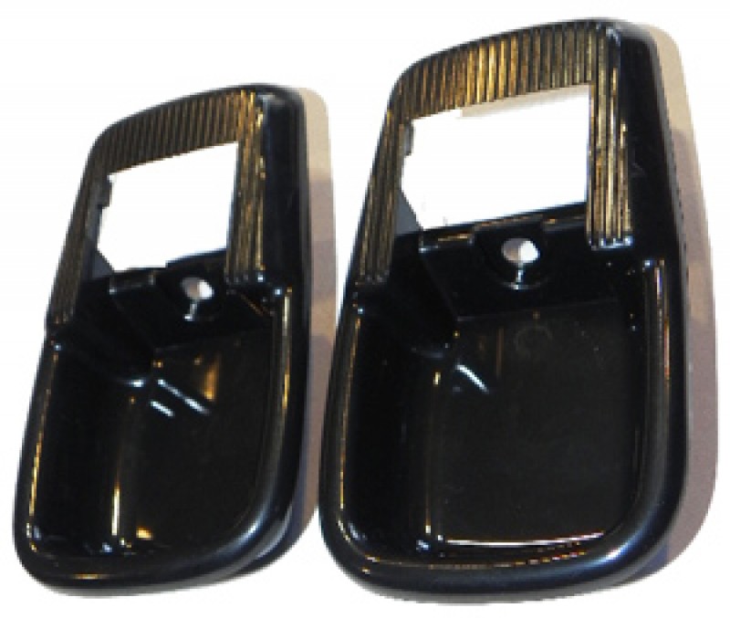 Contour de poignée de porte intérieure noire avec coquille 8/71-73. la paire 211837097 Sur www.dream-machine.fr