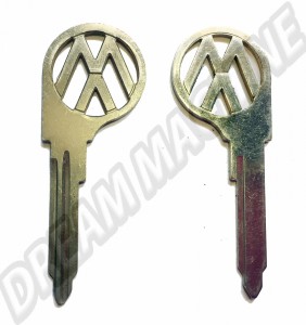 Clé Vierge Profil "L" pour VW Combi Bay Window et VW 181, 1967-1970