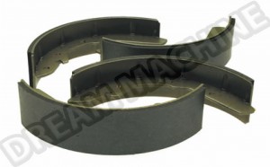 Jeu de machoires arrières Combi de 01/73 07/79 Diamètre tambour: 252 mm Largeur: 56 mm  Epaisseur: 6 mm