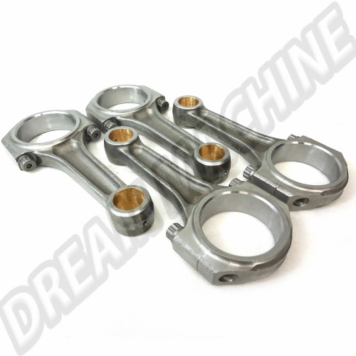 Upgradez votre moteur VW Type 1 avec ce set de 4 bielles I Beam en chromoly pour une performance améliorée. Disponible en différentes longueurs. Boulons ARP 2000 en option. Compatible avec les moteurs à course longue.